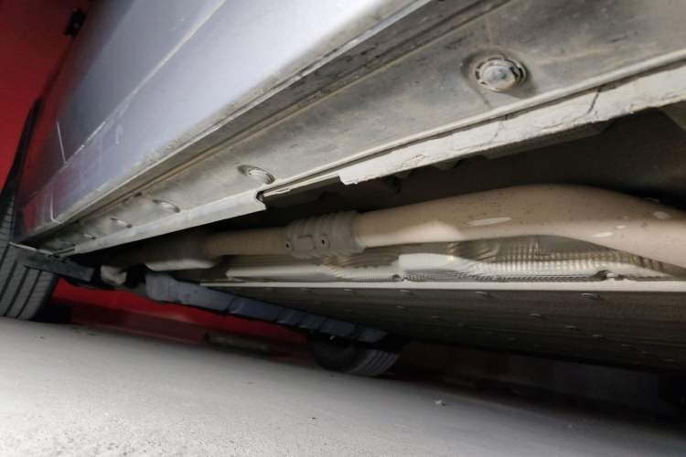 Used Li Auto L8 2023 Pro Model Chassis Front Right