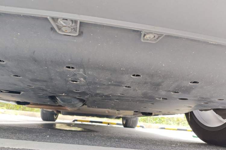 Used Li Auto L8 2023 Pro Model Chassis Front