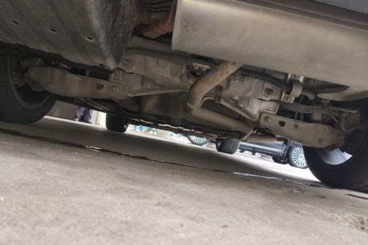 Used Li Auto L8 2023 Pro Model Chassis Rear