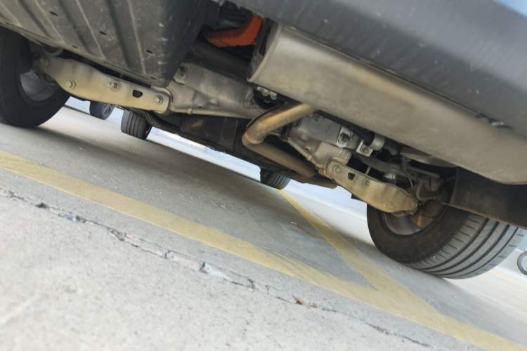 Used Li Auto L8 2023 Pro Model Chassis Rear
