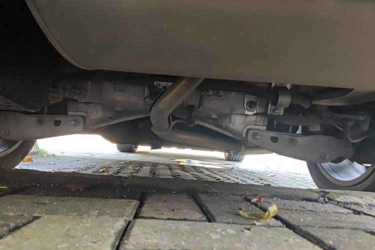 Used Li Auto L8 2023 Pro Model Chassis Rear