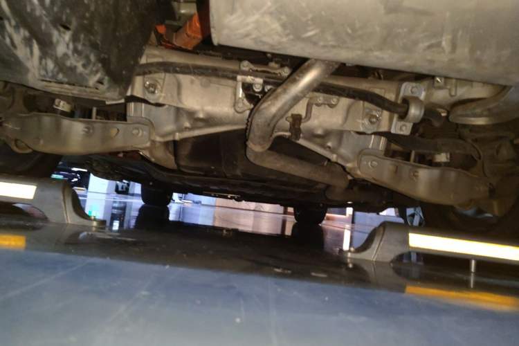 Used Li Auto L8 2023 Pro Model Chassis Rear