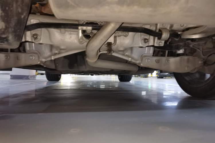 Used Li Auto L8 2023 Pro Model Chassis Rear