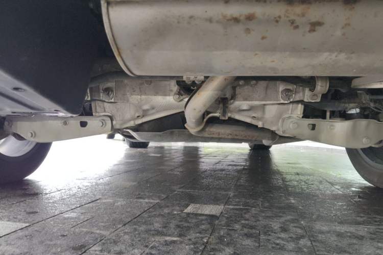 Used Li Auto L8 2023 Pro Model Chassis Rear