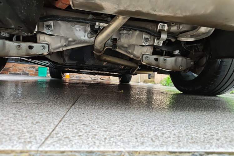 Used Li Auto L8 2023 Pro Model Chassis Rear