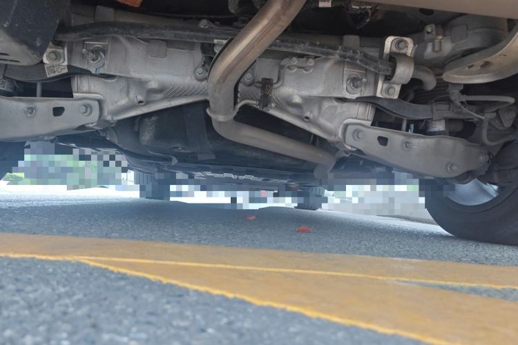 Used Li Auto L8 2023 Pro Model Chassis Rear