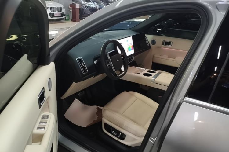 Used Li Auto L8 2023 Air model Driver Seat
