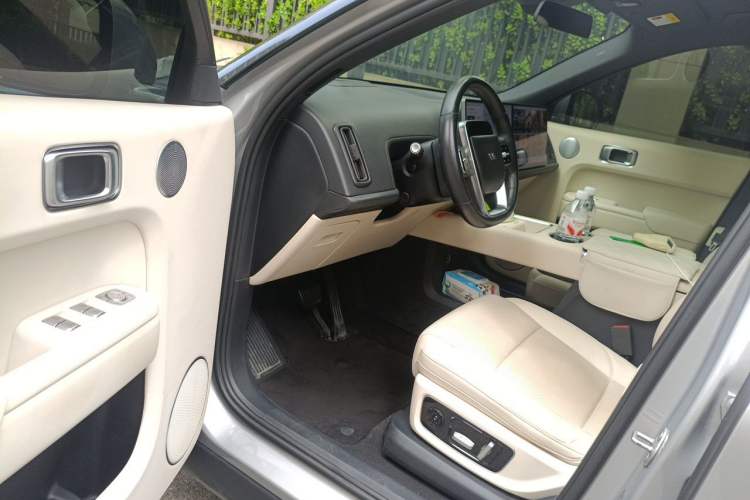 Used Li Auto L8 2023 Pro Model Driver Seat
