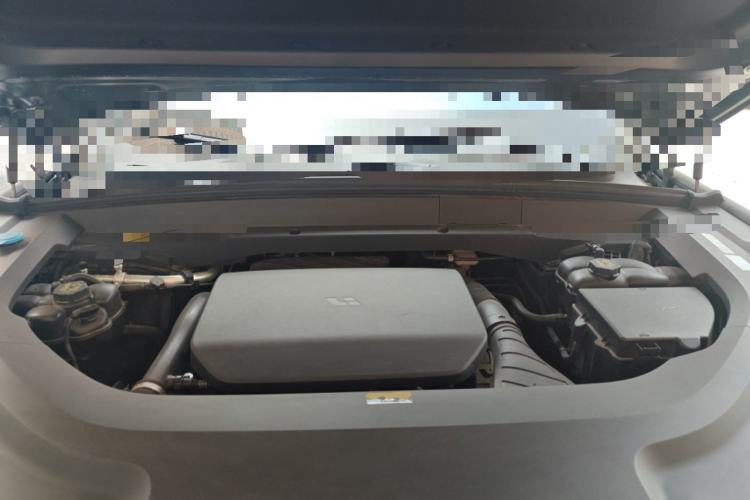 Used Li Auto L8 2023 Pro Model Engine Bay
