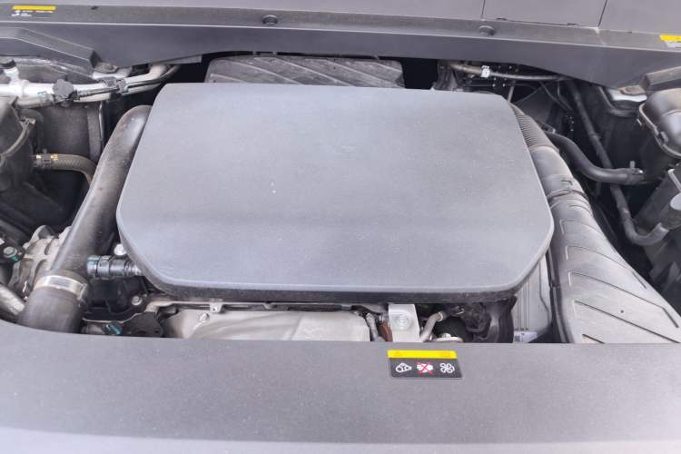 Used Li Auto L8 2023 Air model Engine Bay