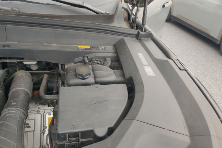 Used Li Auto L8 2023 Max model Engine Bay Left
