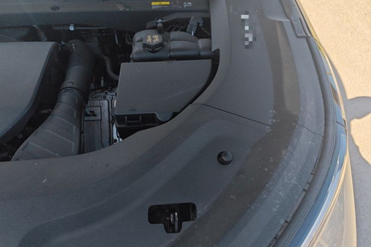 Used Li Auto L8 2023 Air model Engine Bay Left