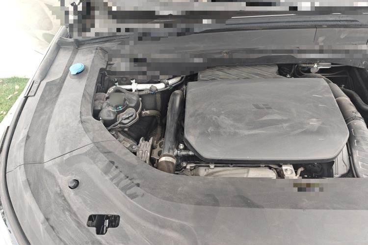 Used Li Auto L8 2023 Pro Model Engine Bay Right