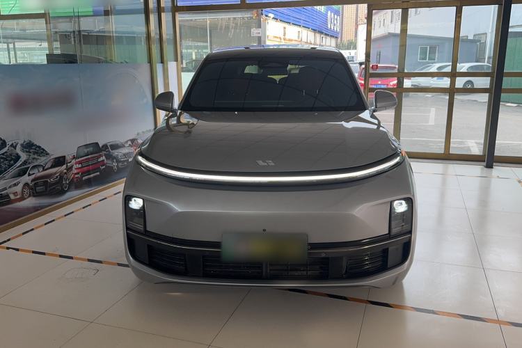 Used Li Auto L8 2023 Pro Model Exterior 1