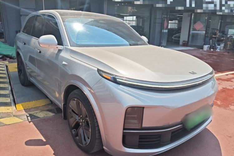 Used Li Auto L8 2023 Pro Model Exterior 1
