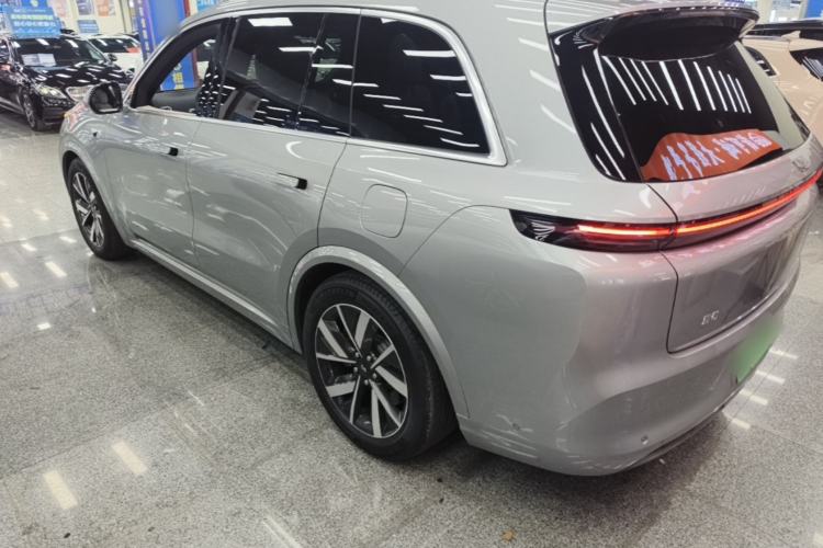 Used Li Auto L8 2023 Pro Model Exterior 2