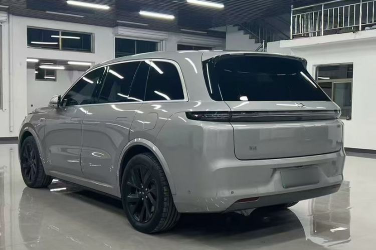 Used Li Auto L8 2023 Pro Model Exterior 4
