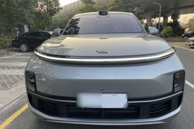Used Li Auto L8 2023 Max model Exterior 4