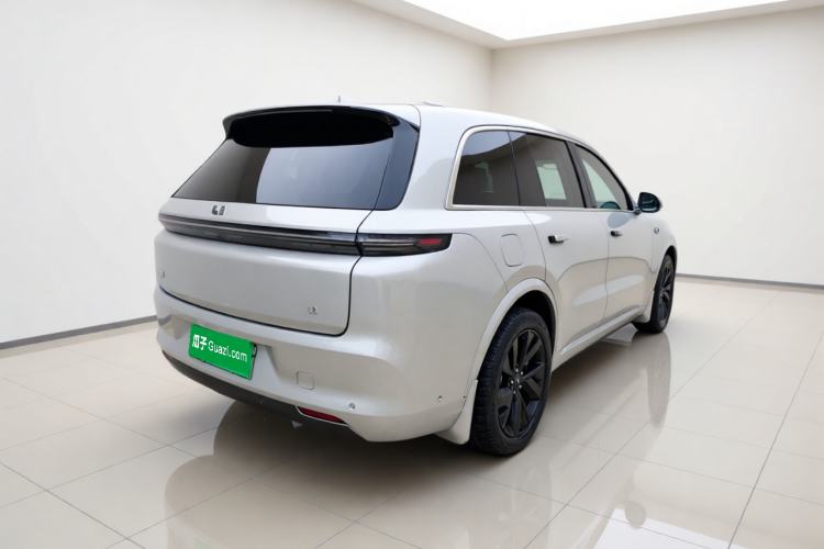 Used Li Auto L8 2023 Pro Model Exterior 5