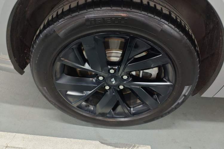 Used Li Auto L8 2023 Pro Model Exterior 8
