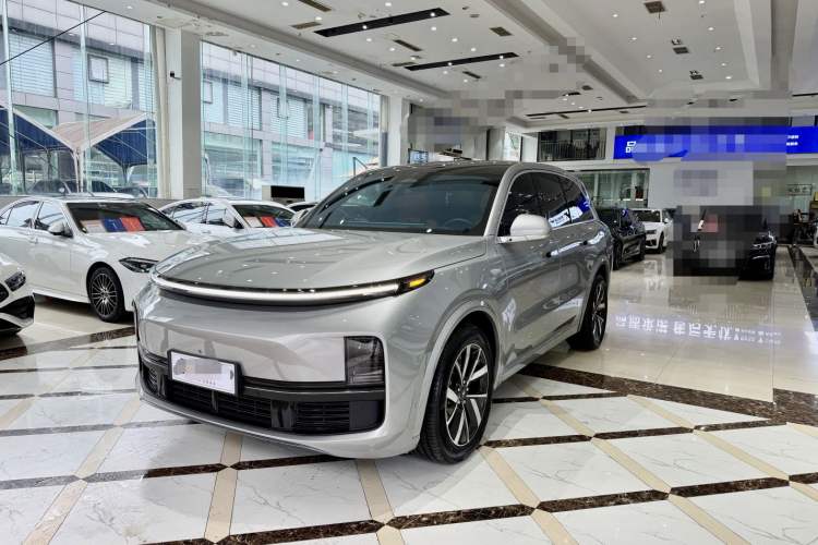 Used Li Auto L8 2023 Pro Model Exterior 9