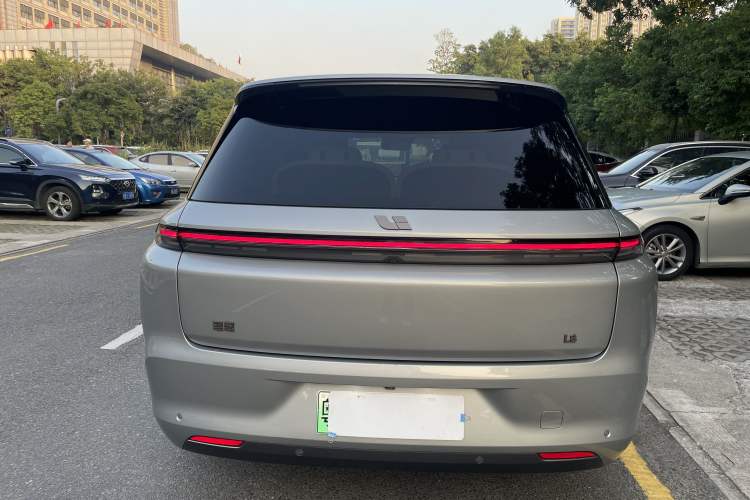 Used Li Auto L8 2023 Max model Exterior 9