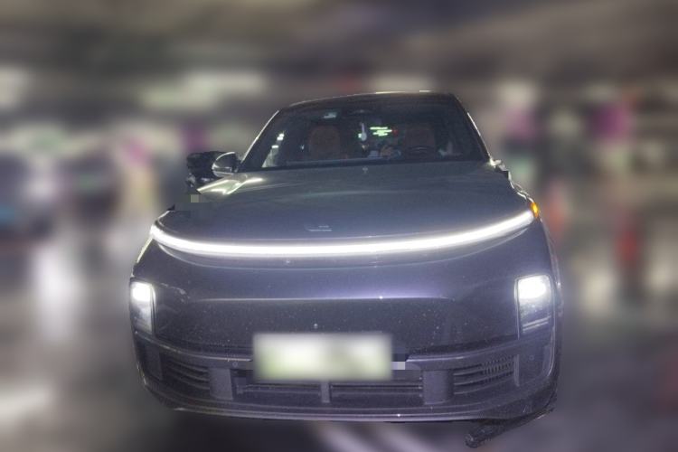 Used Li Auto L8 2023 Pro Model Front