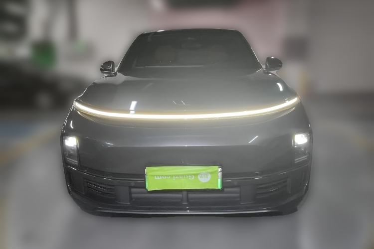 Used Li Auto L8 2023 Pro Model Front