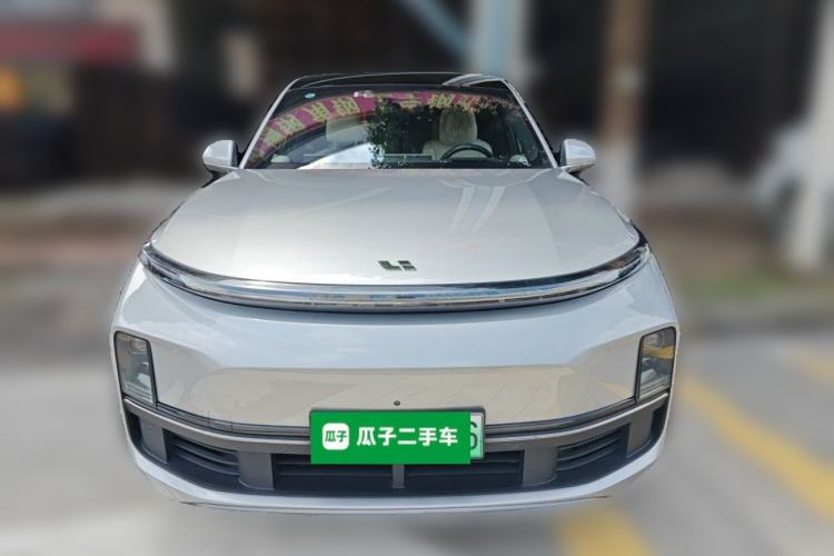 Used Li Auto L8 2023 Pro Model Front