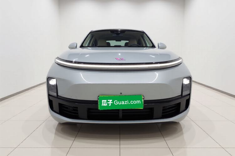 Used Li Auto L8 2023 Pro Model Front
