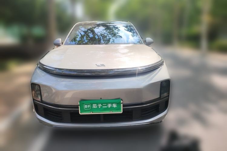 Used Li Auto L8 2023 Pro Model Front
