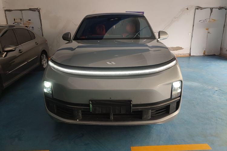 Used Li Auto L8 2023 Air model Front