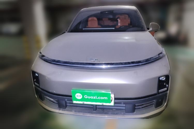 Used Li Auto L8 2023 Pro Model Front