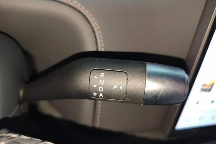 Used Li Auto L8 2023 Air model Gear Lever