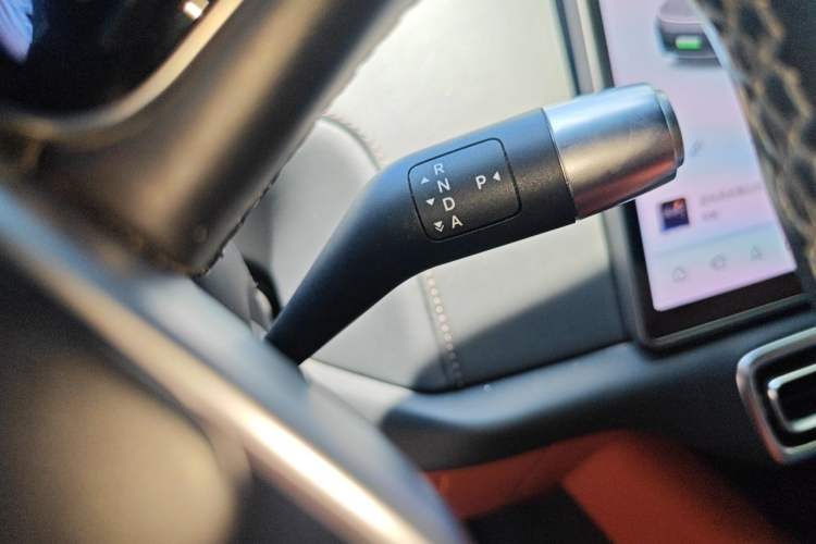 Used Li Auto L8 2023 Pro Model Gear Lever