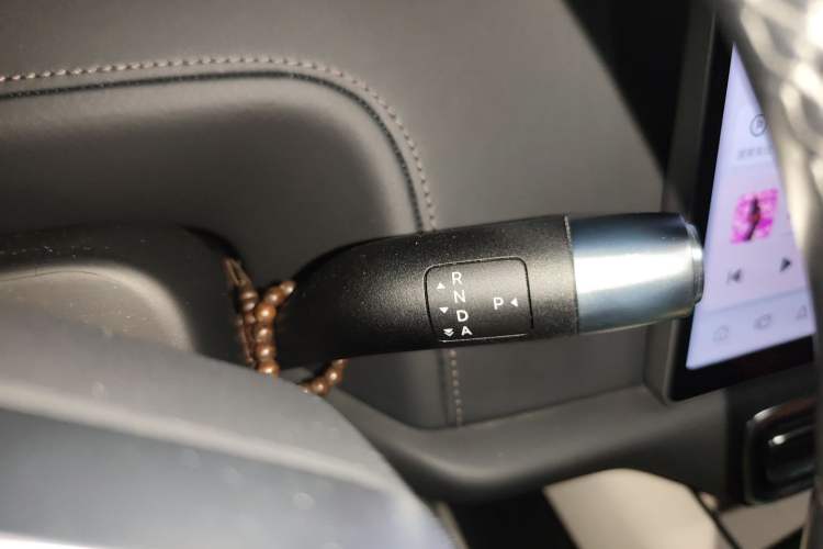 Used Li Auto L8 2023 Pro Model Gear Lever