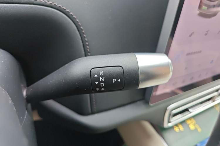 Used Li Auto L8 2023 Pro Model Gear Lever
