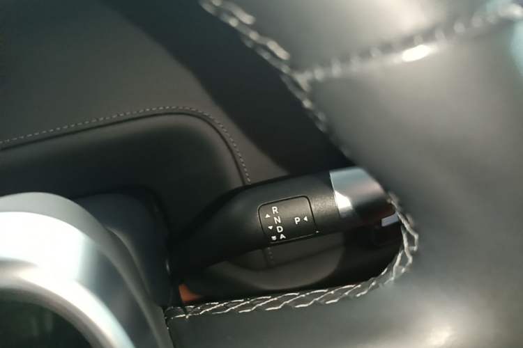 Used Li Auto L8 2023 Pro Model Gear Lever