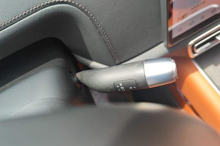 Used Li Auto L8 2023 Pro Model Gear Lever