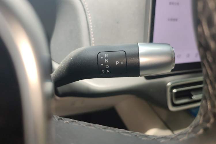 Used Li Auto L8 2023 Pro Model Gear Lever