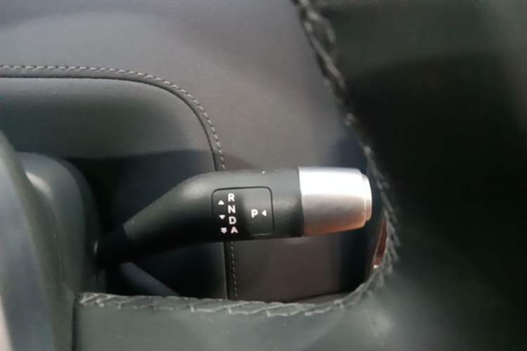 Used Li Auto L8 2023 Air model Gear Lever