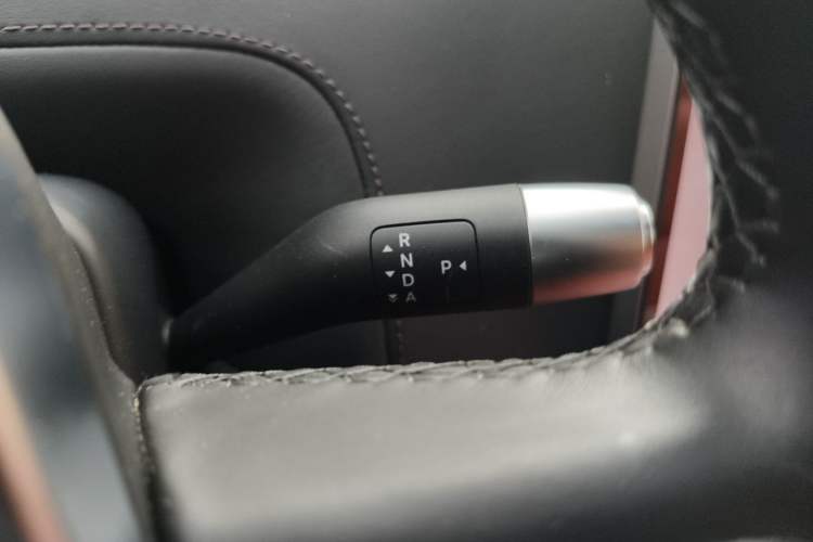 Used Li Auto L8 2023 Max model Gear Lever