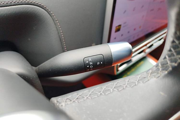 Used Li Auto L8 2023 Pro Model Gear Lever