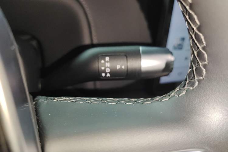 Used Li Auto L8 2023 Pro Model Gear Lever