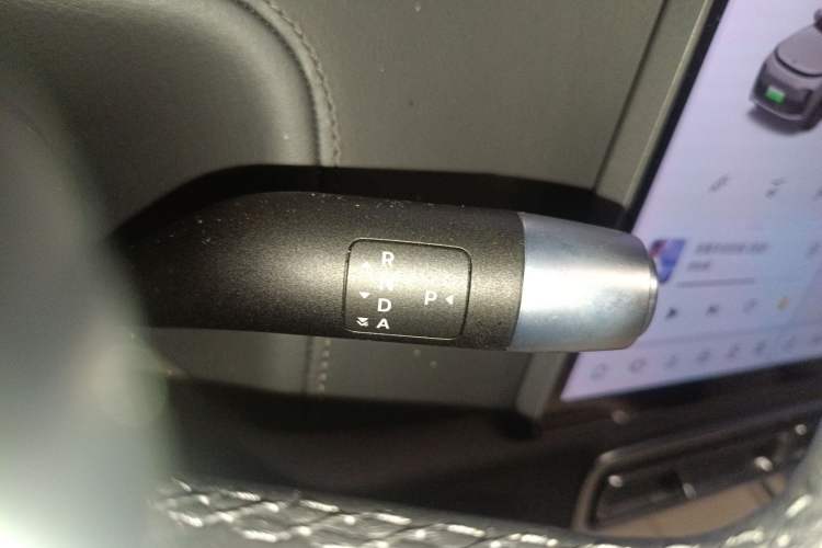 Used Li Auto L8 2023 Pro Model Gear Lever