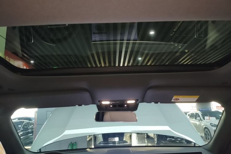 Used Li Auto L8 2023 Air model Headliner