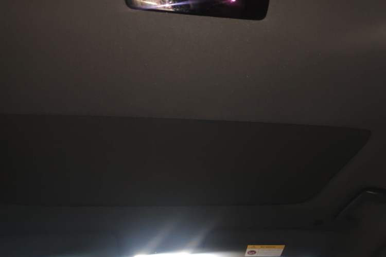 Used Li Auto L8 2023 Pro Model Headliner