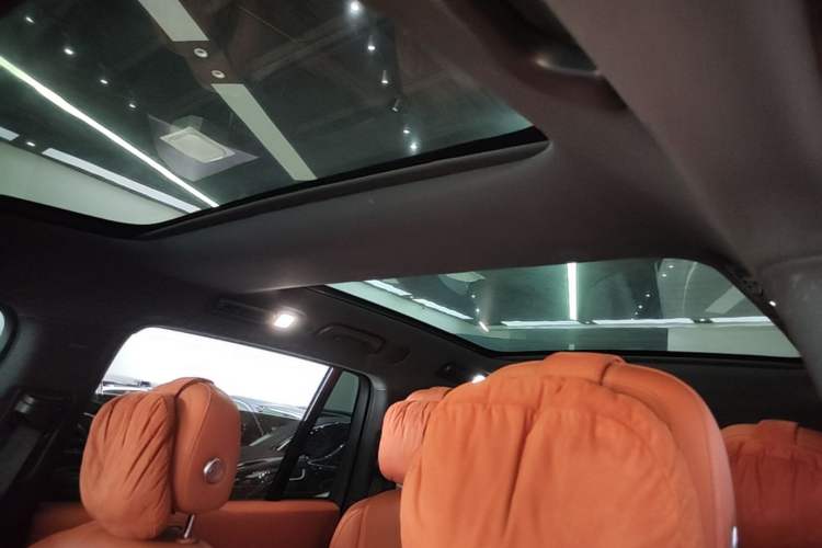 Used Li Auto L8 2023 Pro Model Headliner