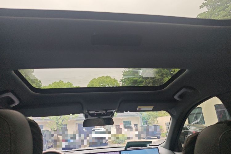 Used Li Auto L8 2023 Pro Model Headliner