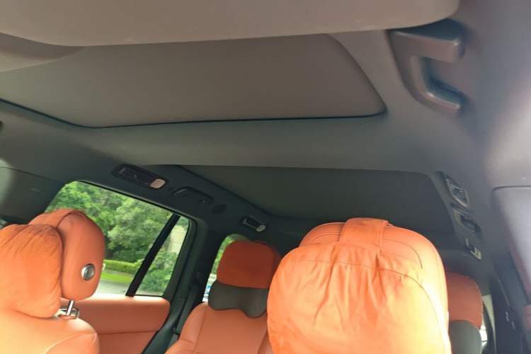 Used Li Auto L8 2023 Pro Model Headliner
